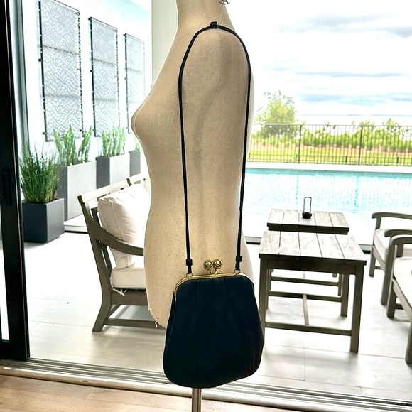 Vintage shoulder kiss lock bag - Picture 2 of 9